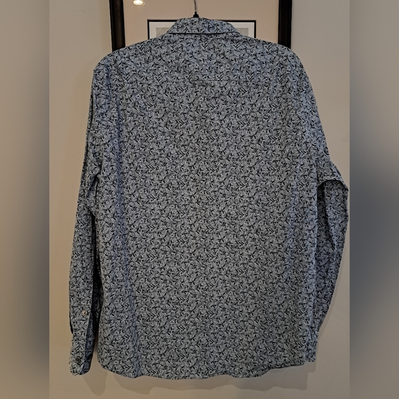 Perry Ellis Button Down Dress Shirt - Picture 3 of 4